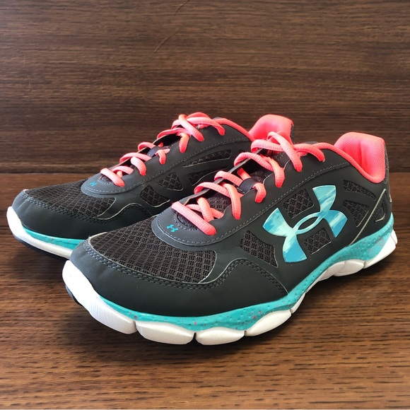 UNDER ARMOUR Micro Engage Women’s Sneakers Size 10 - Picture 3 of 13